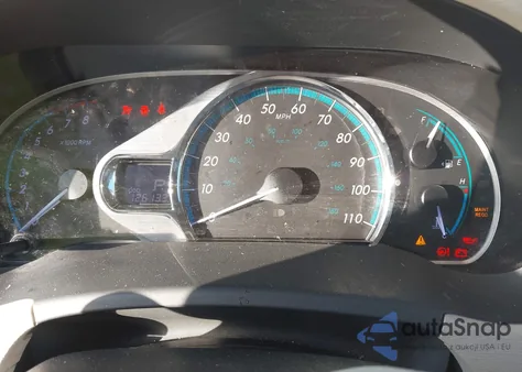 2013 Toyota Sienna Xle 7 Passenger z USA, uszkodzony, nr VIN 5TDDK3DCXDS050280